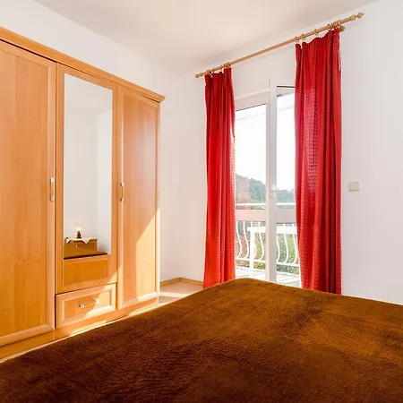 Kralj * 사플루나라